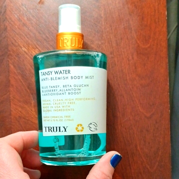 Truly Tansy Water Anti-Blemish Mist - Picture 4 of 4